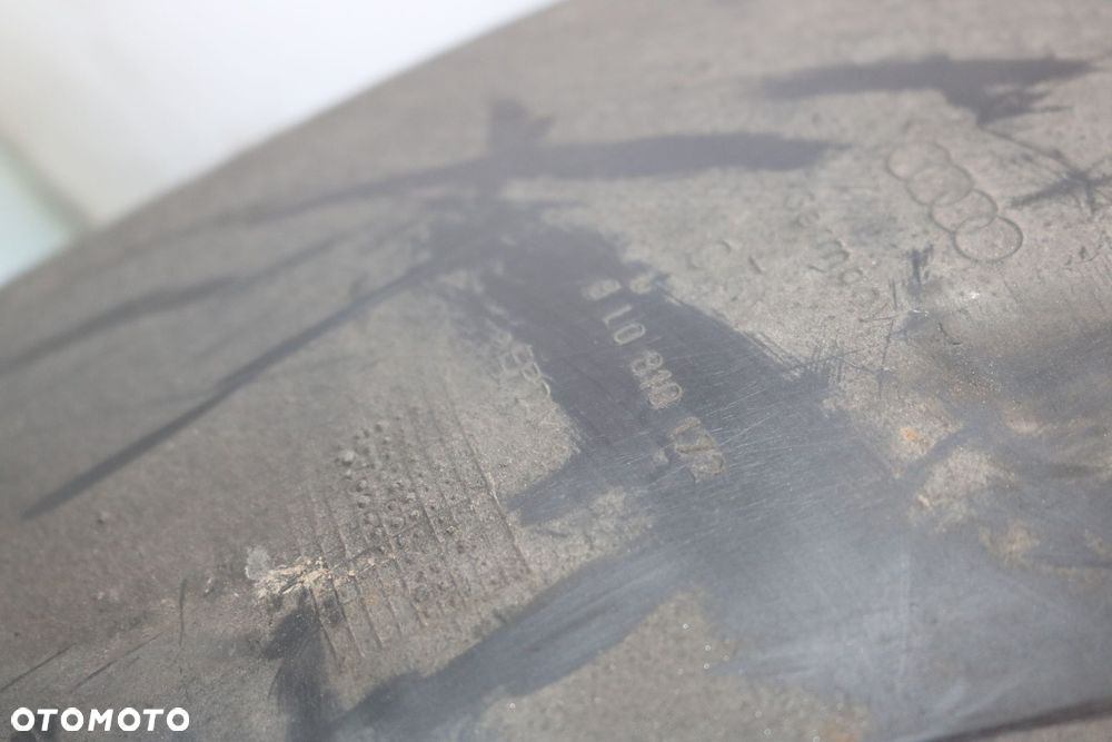 NADKOLE PRAWE TYLNE AUDI A3 8L 1.9 TDI  8L0810172 - 2