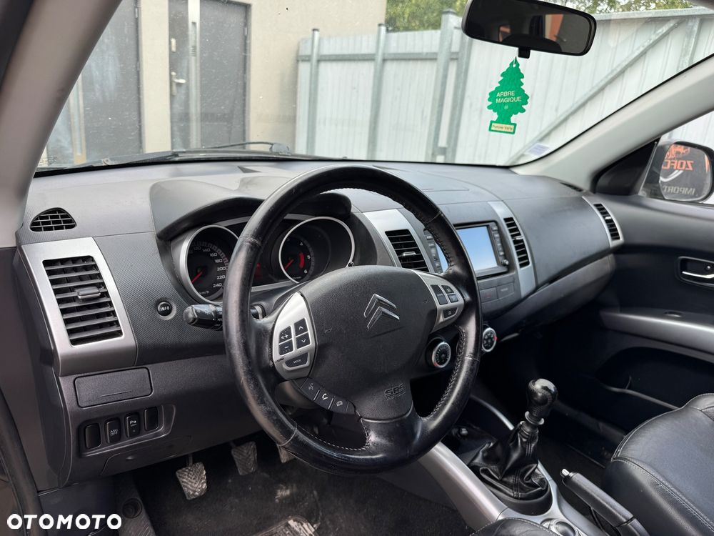 Citroën C-Crosser - 9