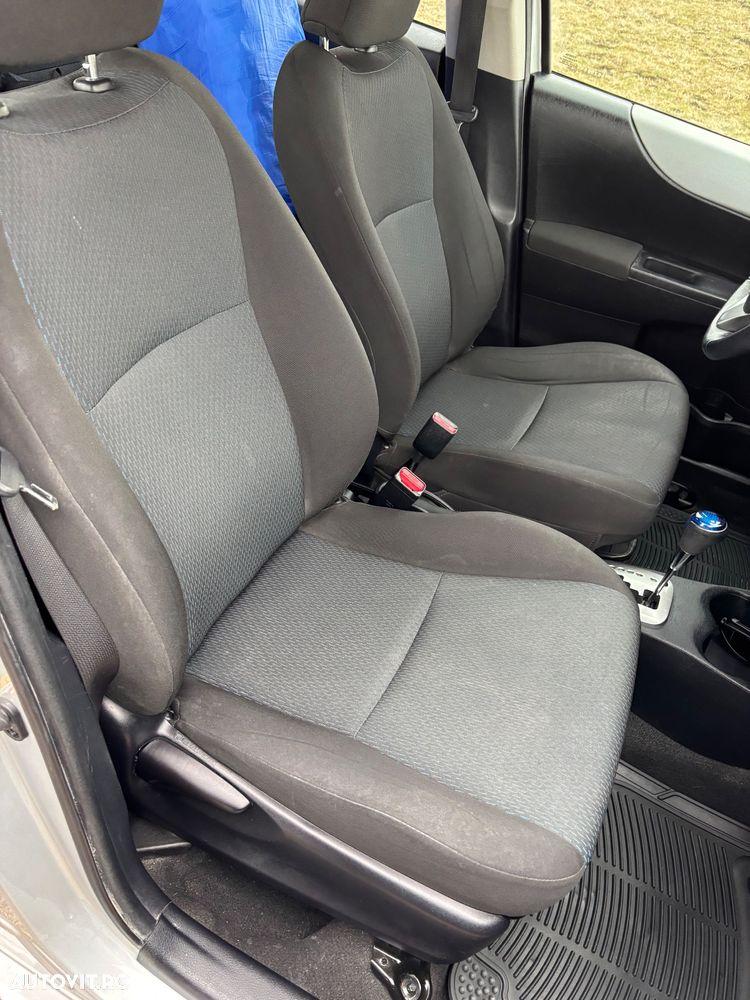 Toyota Yaris - 13