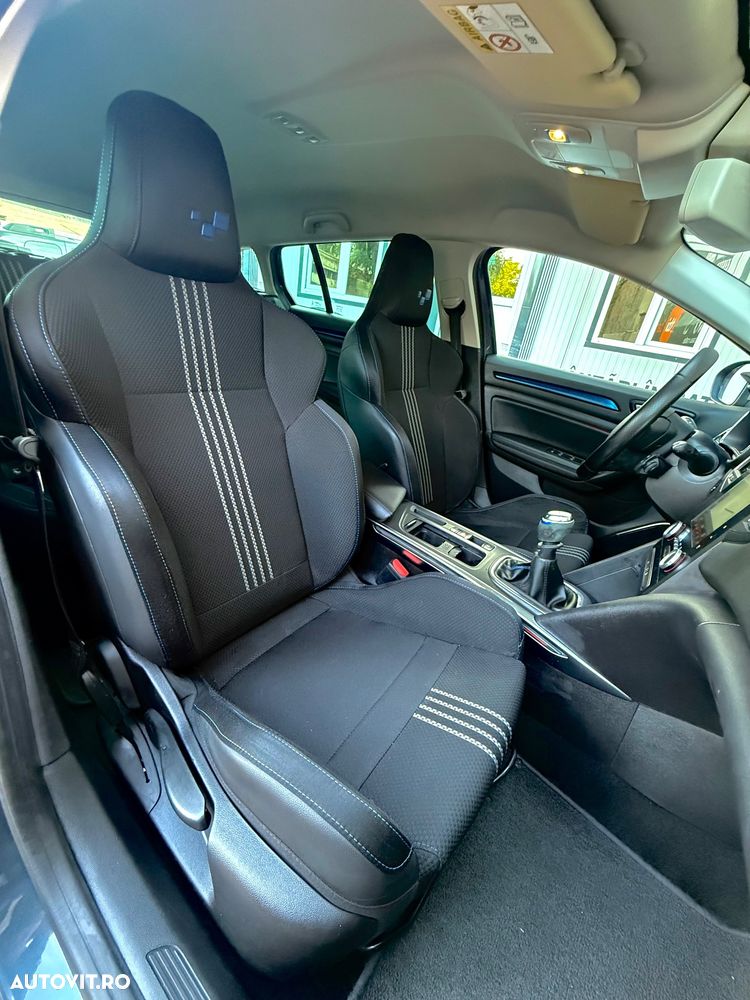 Renault Megane - 9