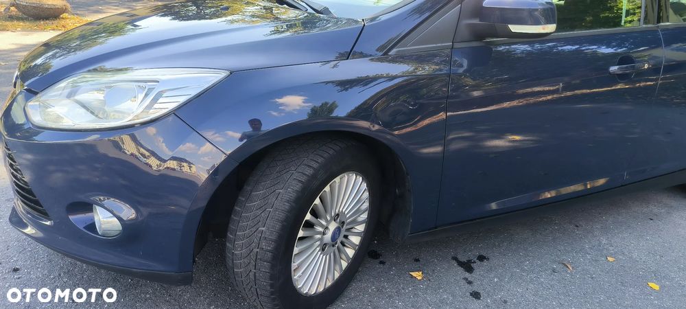 Ford Focus 1.6 Trend - 17