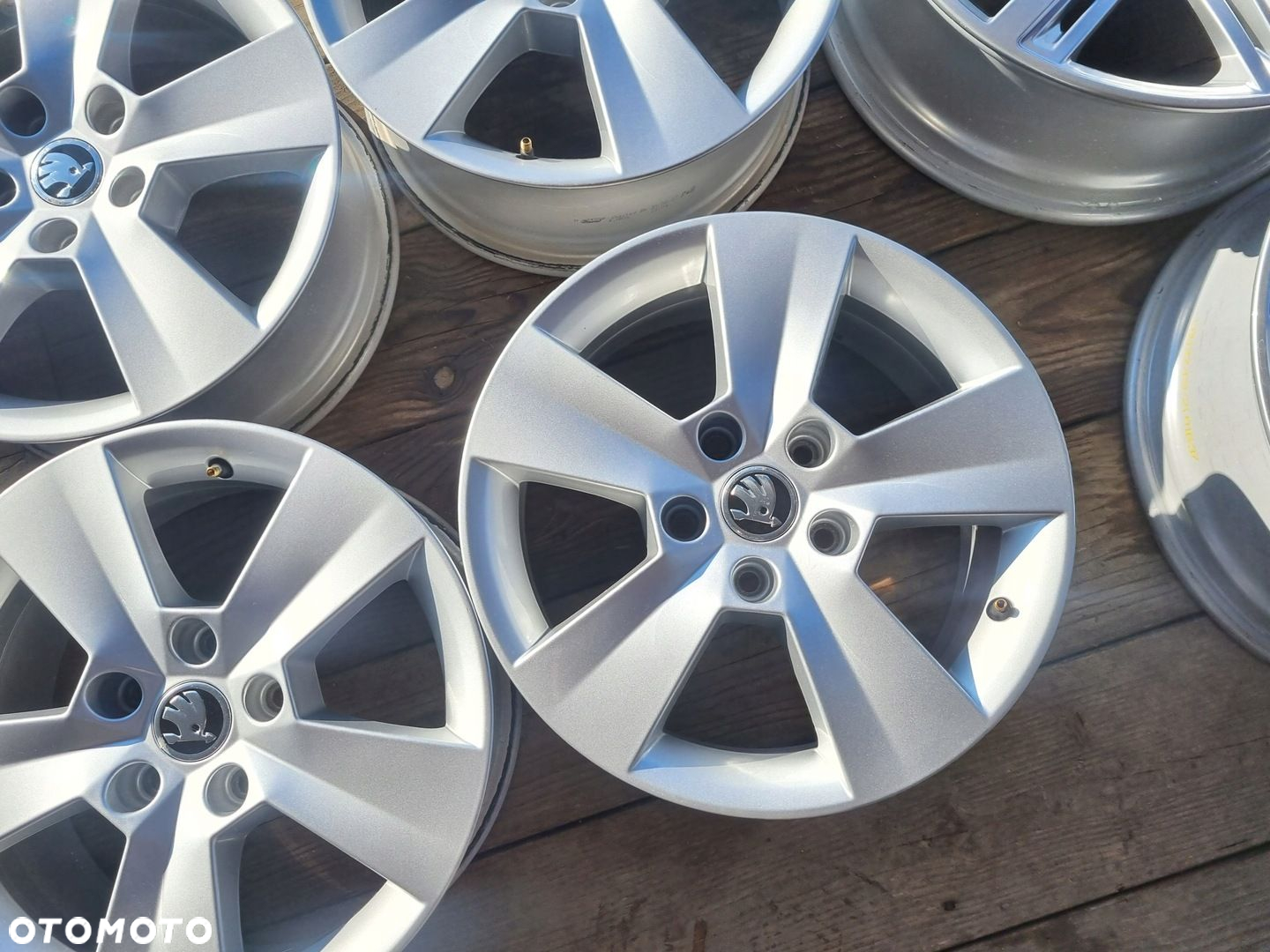 SKODA SUPERB III,VW GOLF 7,TOURAN,SEAT,AUDI alu 6,5x16ET41 5X112 super stan - 3