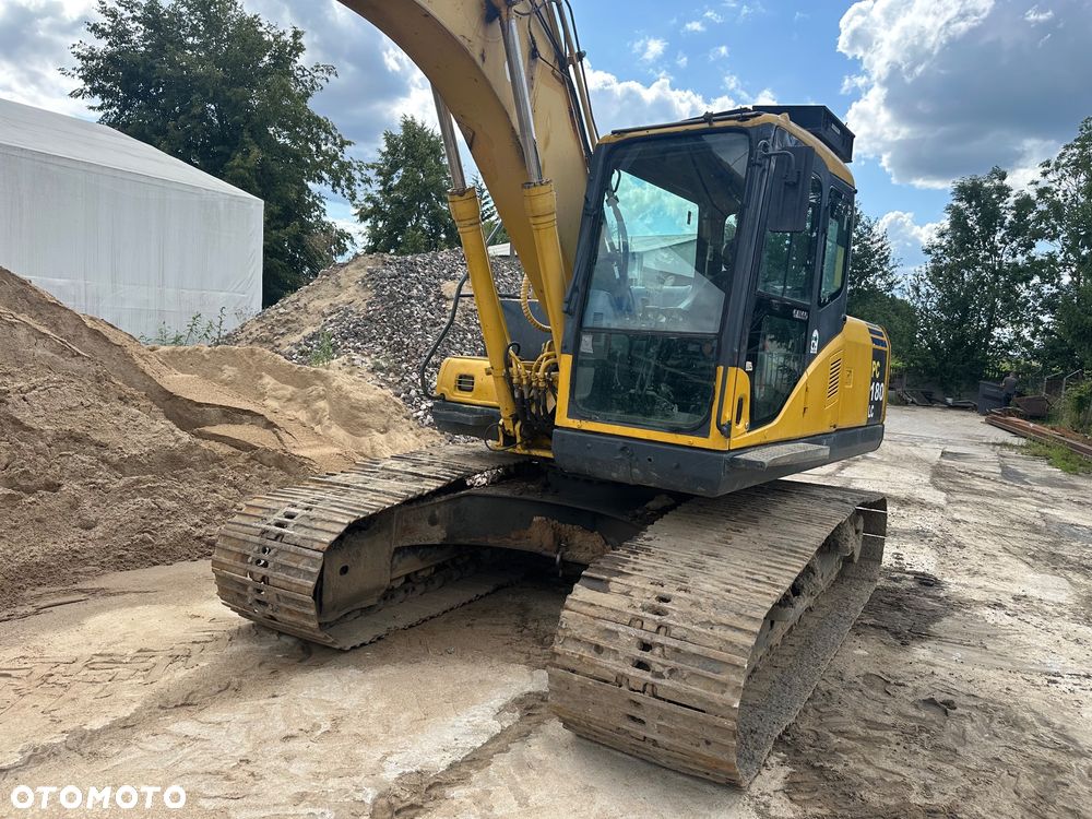 Komatsu PC180 - 3