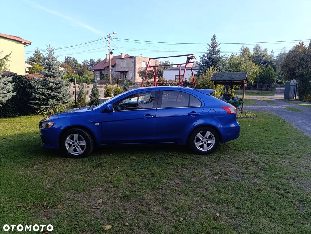 Mitsubishi Lancer - 11