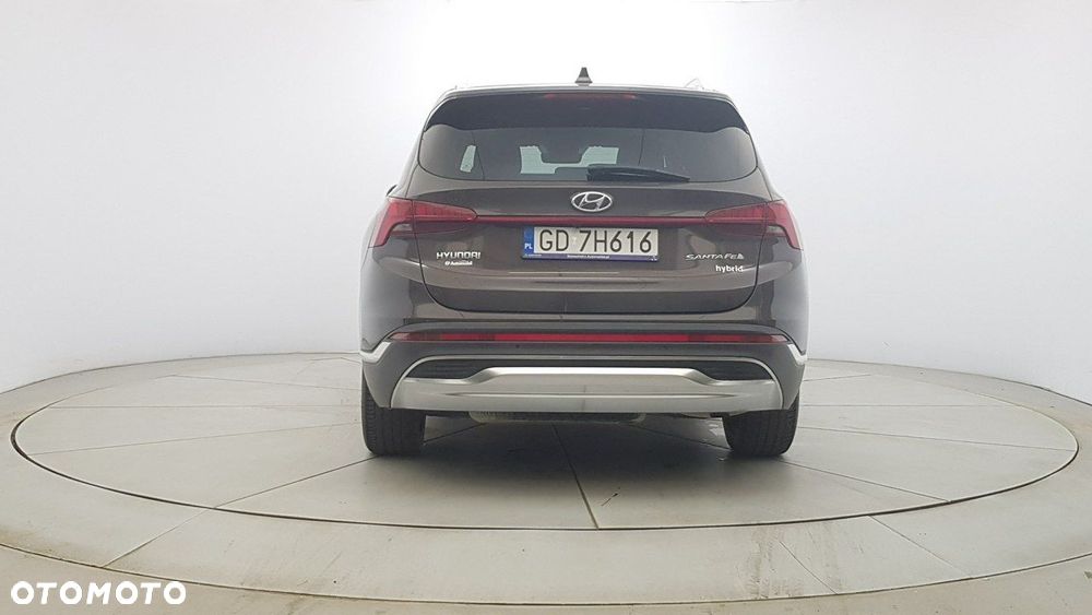 Hyundai Santa Fe - 6
