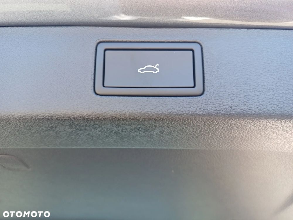Skoda Kamiq 1.0 TSI Monte Carlo DSG - 29