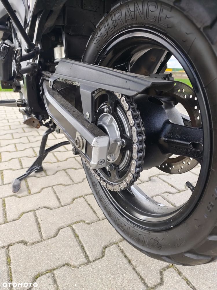 Suzuki V-STROM - 11