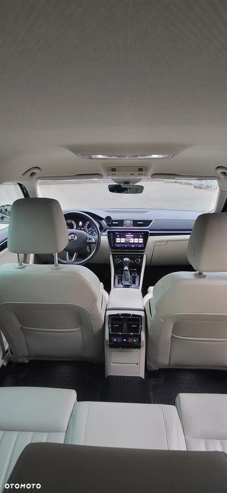 Skoda Superb 2.0 TDI L&K DSG - 15