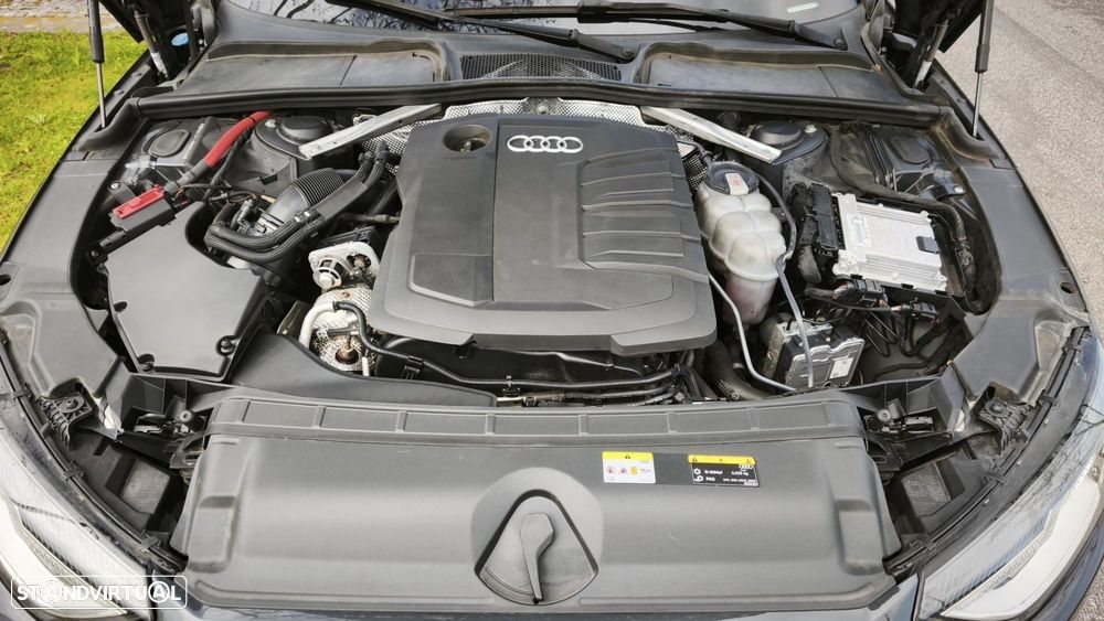 Audi A4 Avant 30 TDI S tronic - 31