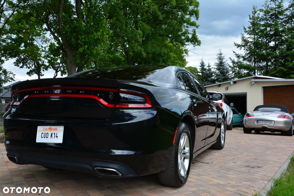 Dodge Charger 3.6 GT - 12