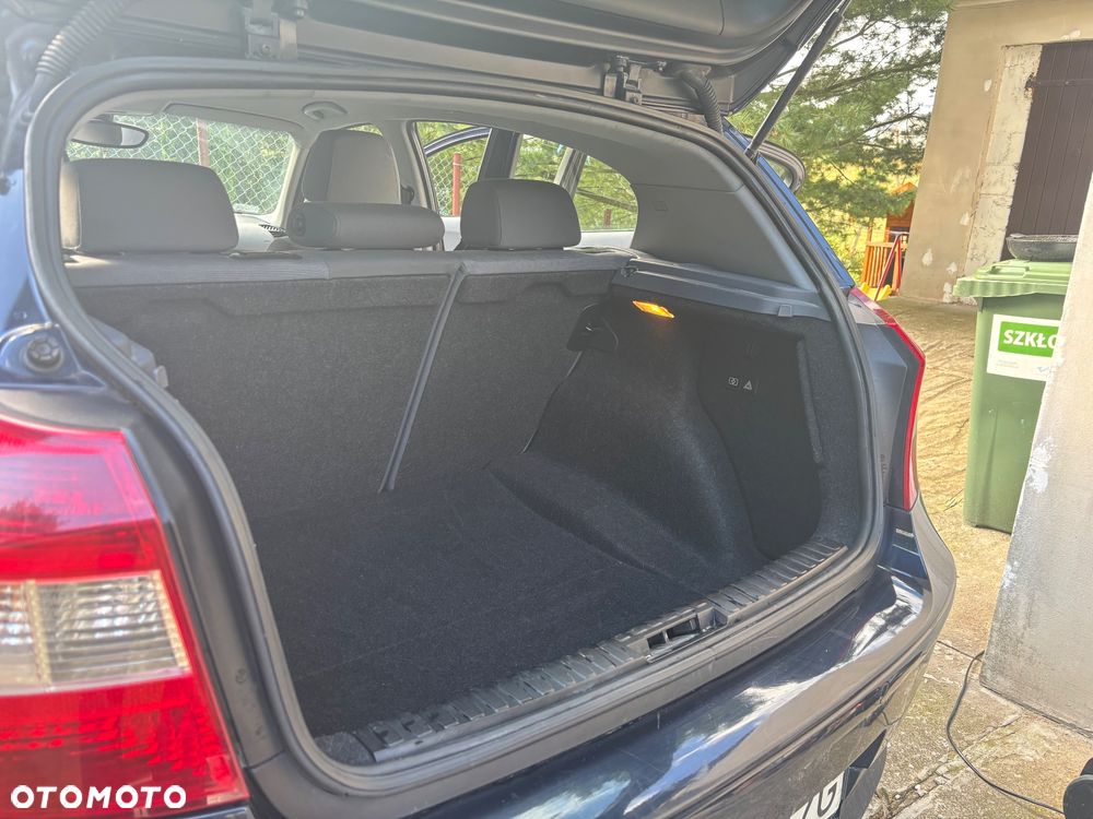BMW Seria 1 116i - 12