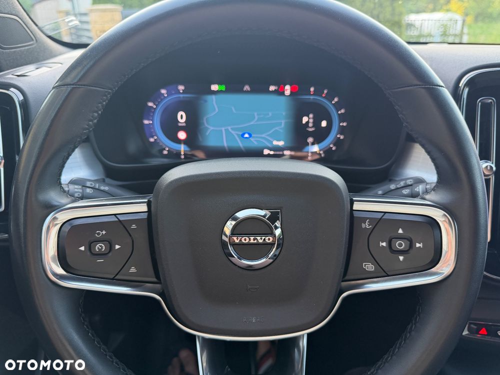 Volvo XC 40 B3 Plus Bright - 15