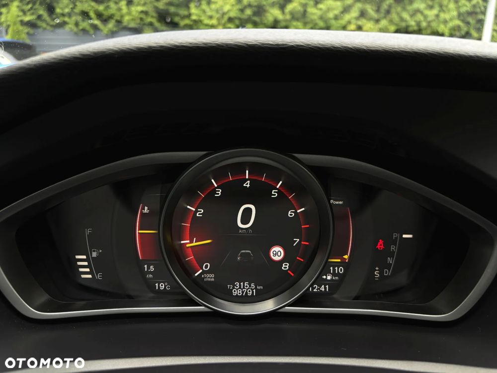 Volvo V40 T3 Drive-E Momentum - 20