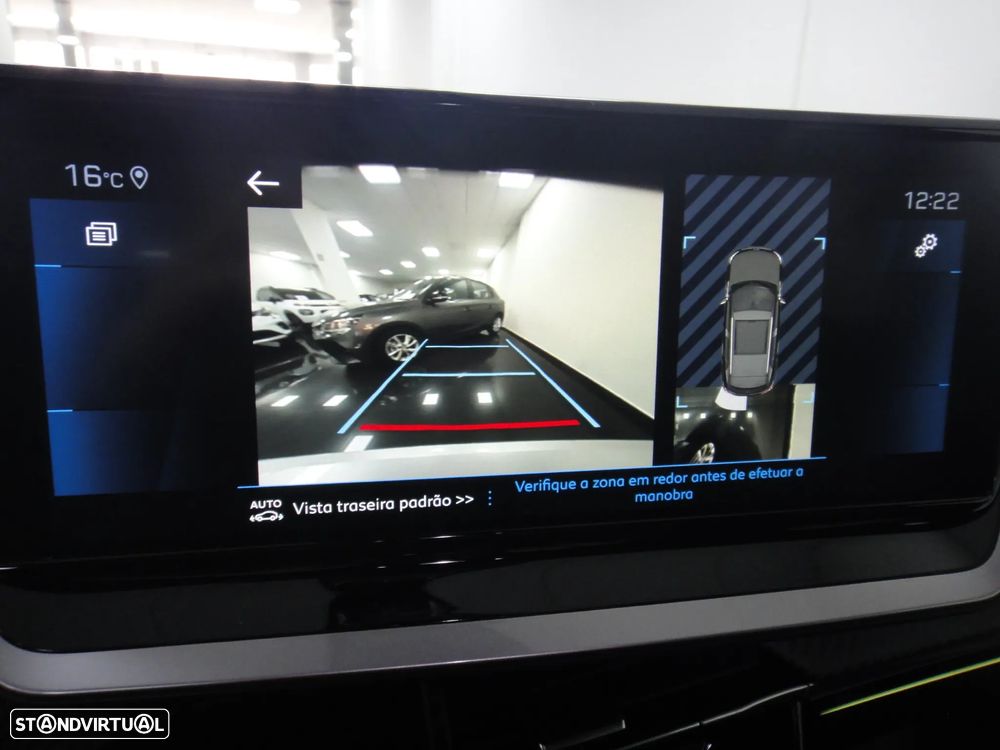 Peugeot 2008 1.2 PureTech GT EAT8 - 21