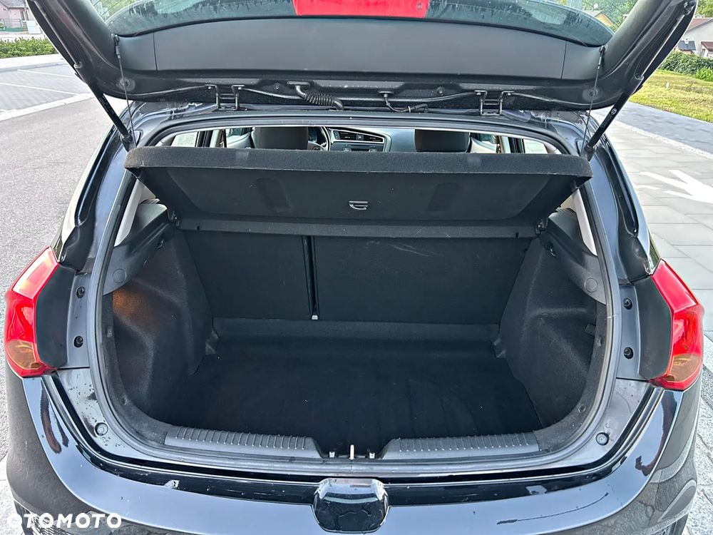 Kia Ceed 1.4 L Business Line - 14