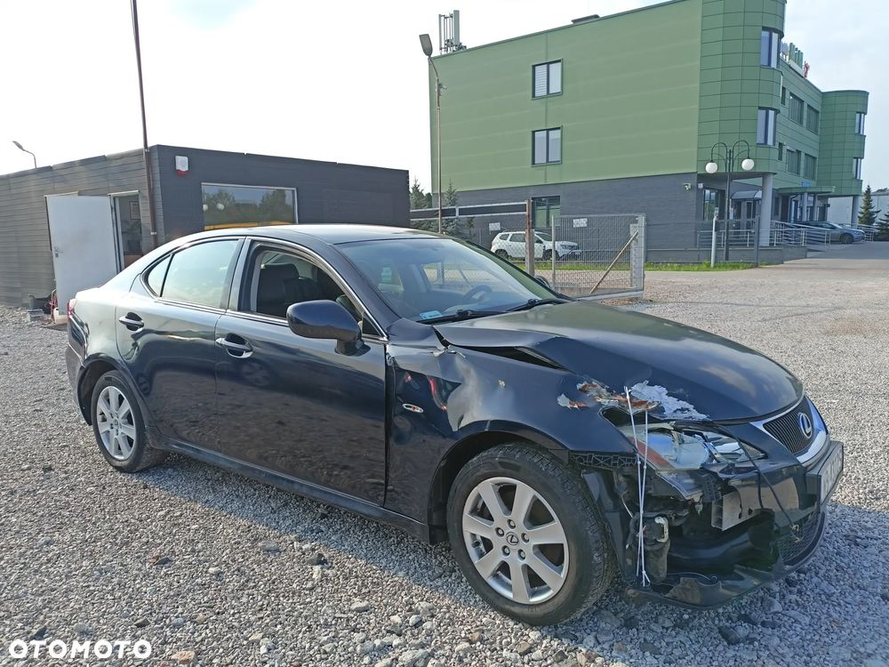 Lexus IS - 5