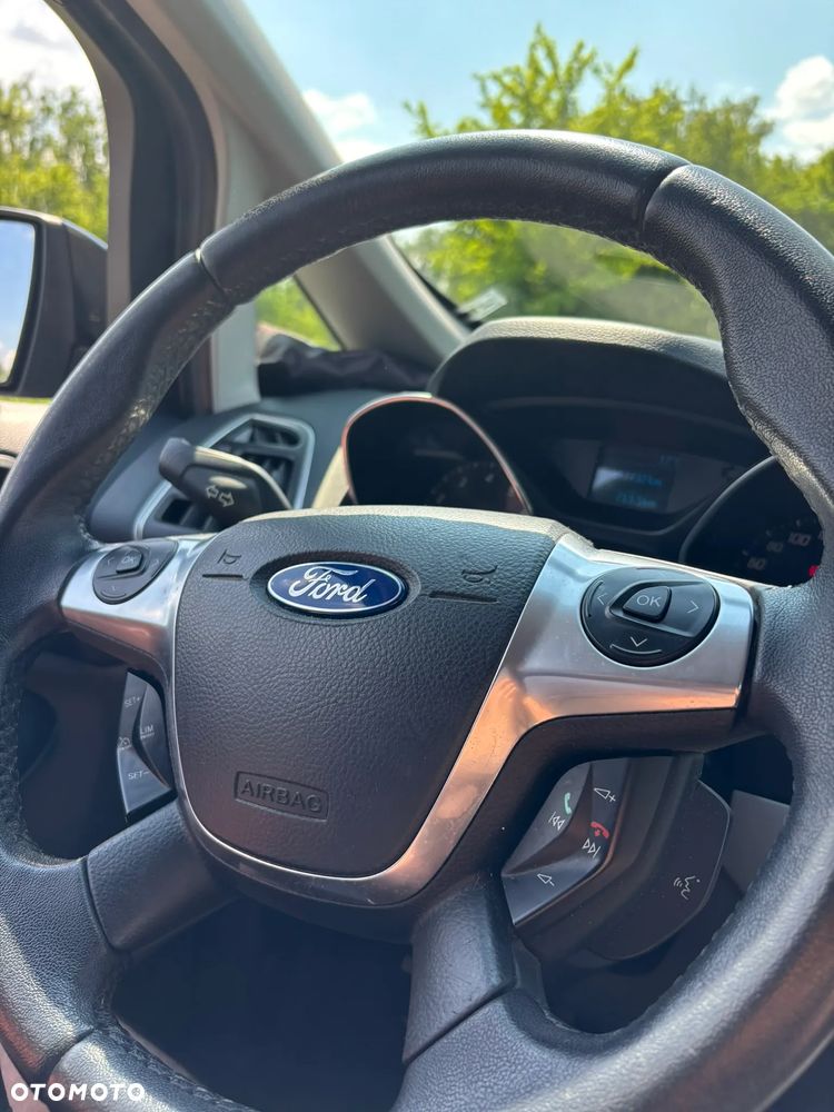 Ford Grand C-MAX 1.6 Titanium - 39