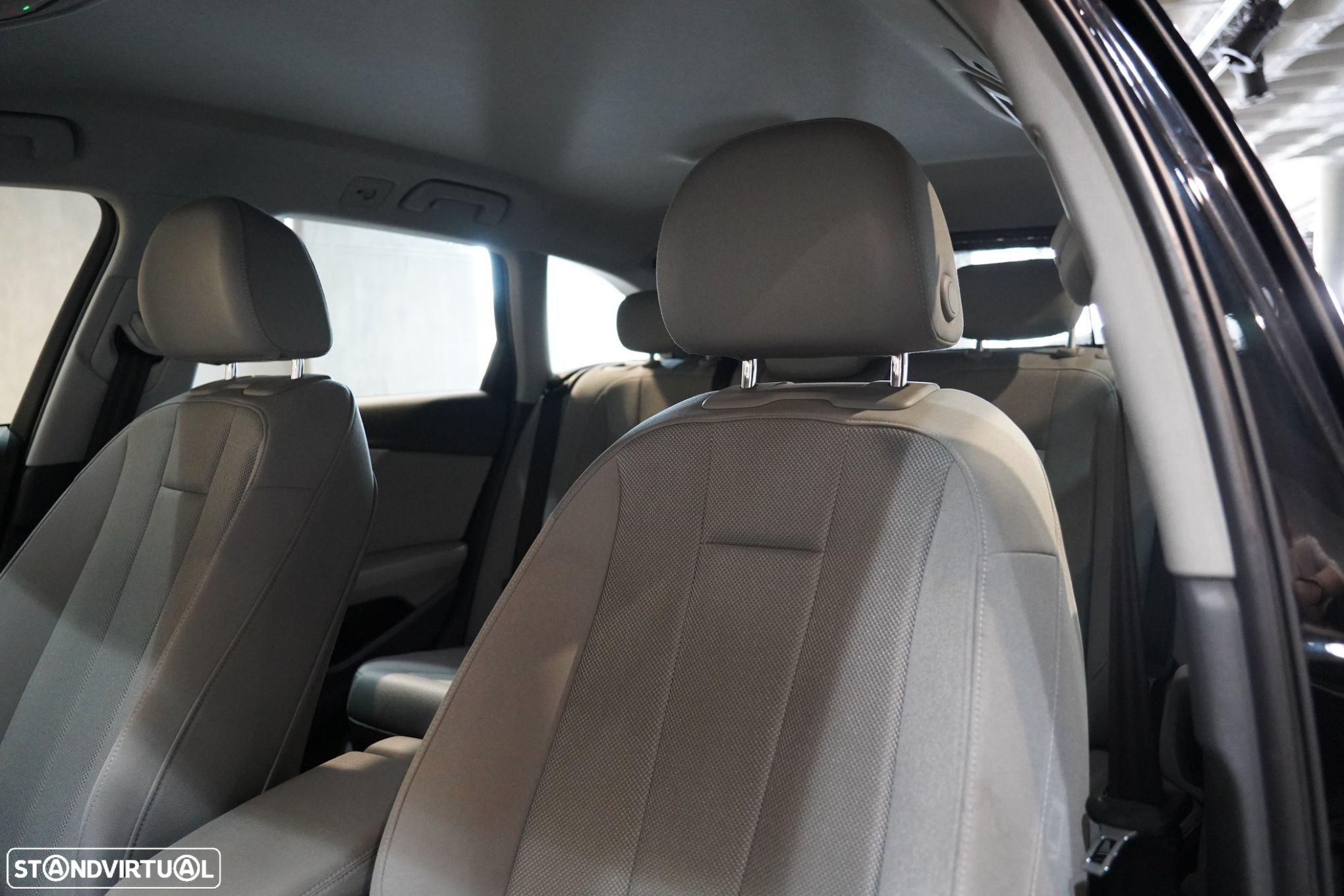 Audi A4 35 TDI S tronic - 23
