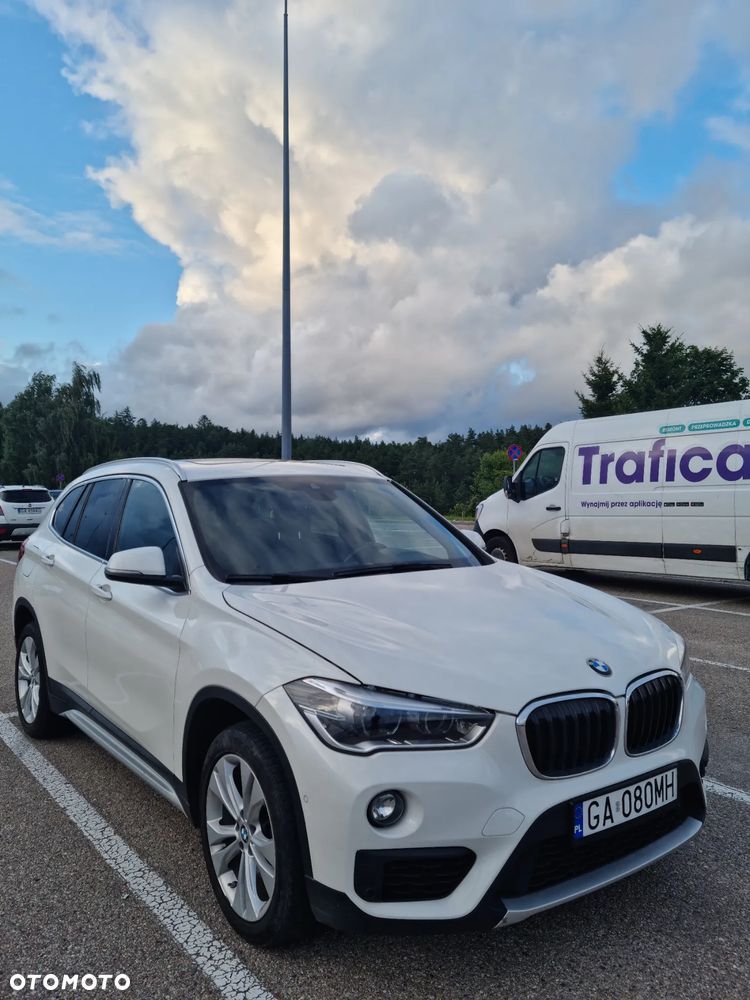 BMW X1 sDrive18d Business Edition - 2