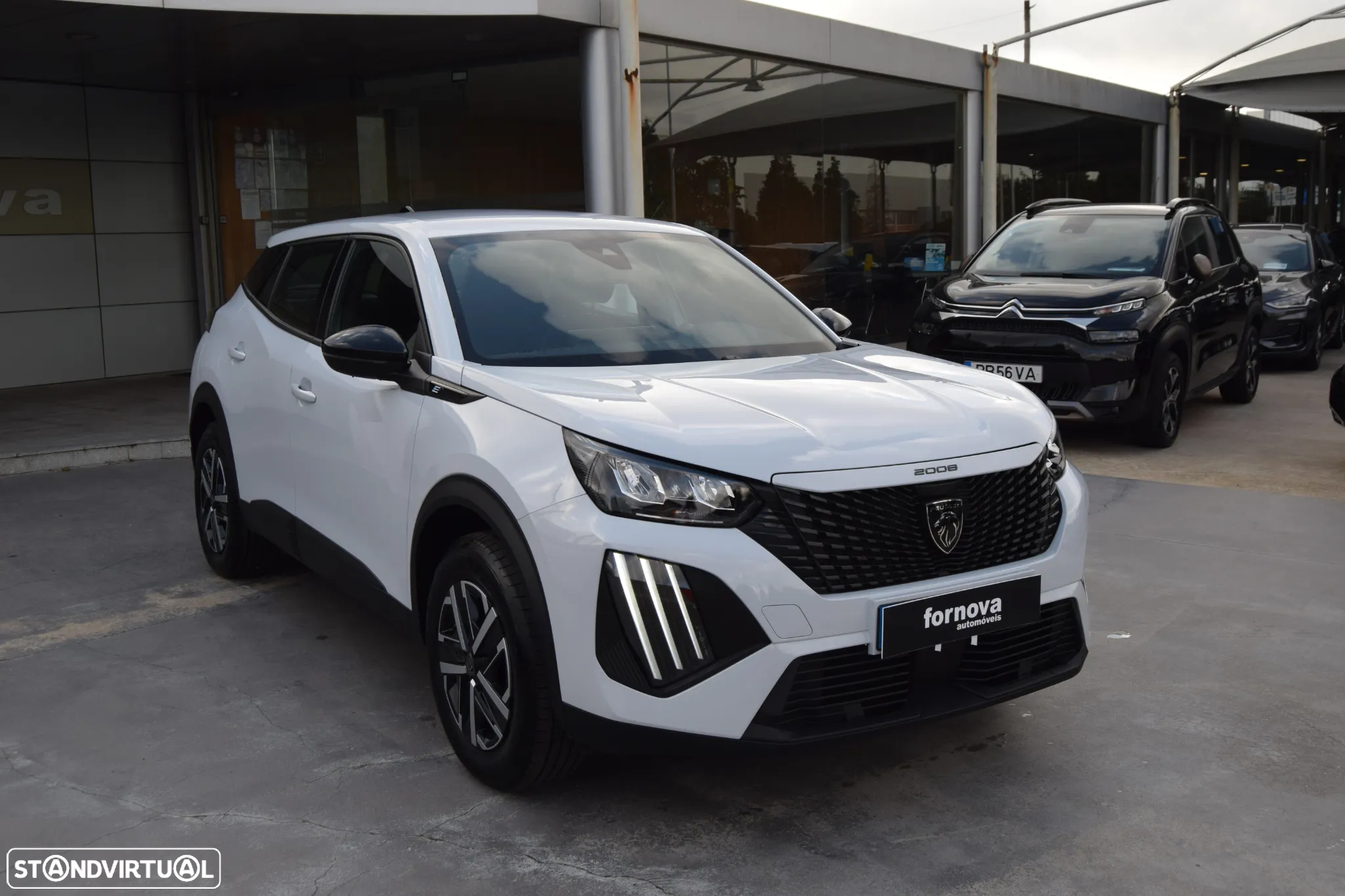 Peugeot e-2008 54 kWh Active - 3