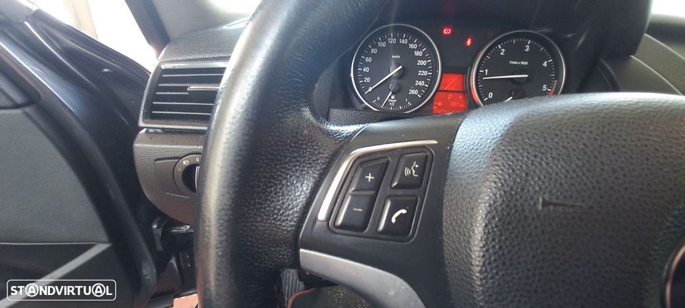 BMW X1 18 d xDrive - 10