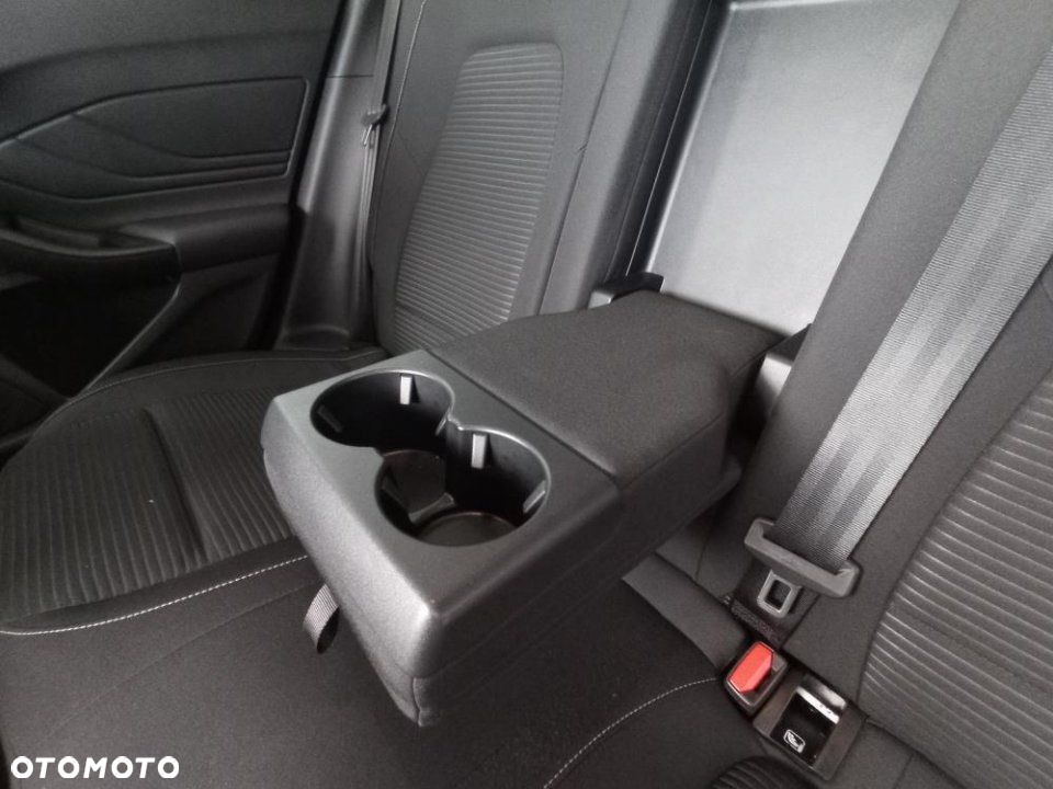 Ford Focus - 13