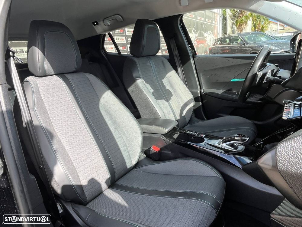 Peugeot 2008 BlueHDi 130 EAT8 Allure Pack - 52