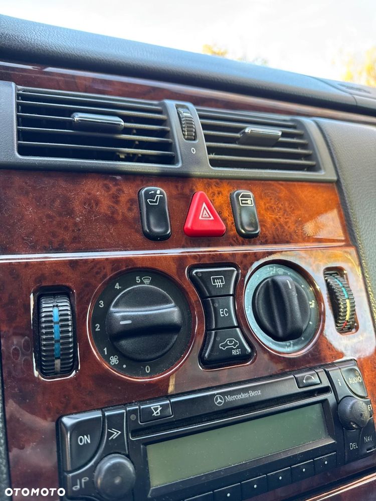 Mercedes-Benz Klasa E 220 CDI Elegance - 16