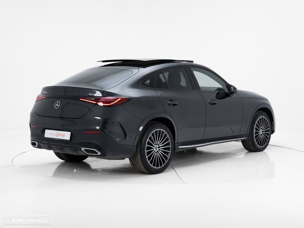 Mercedes-Benz GLC 300 de Coupe 4Matic - 4