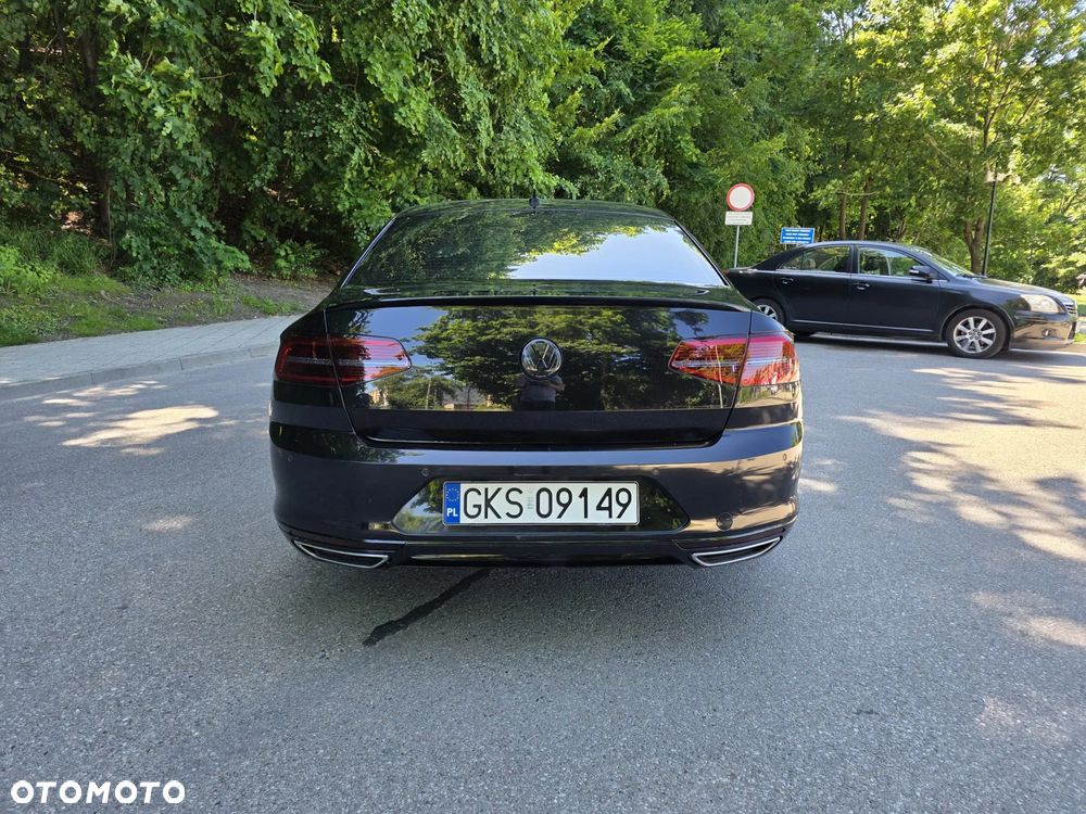 Volkswagen Passat - 17
