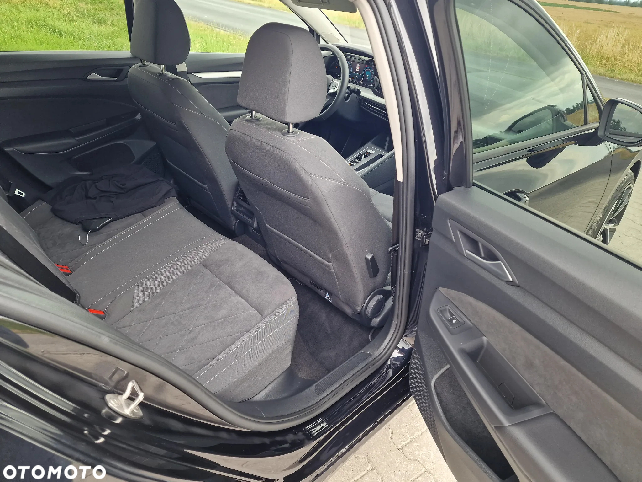 Volkswagen Golf VIII 2.0 TDI Edition 50 DSG - 26
