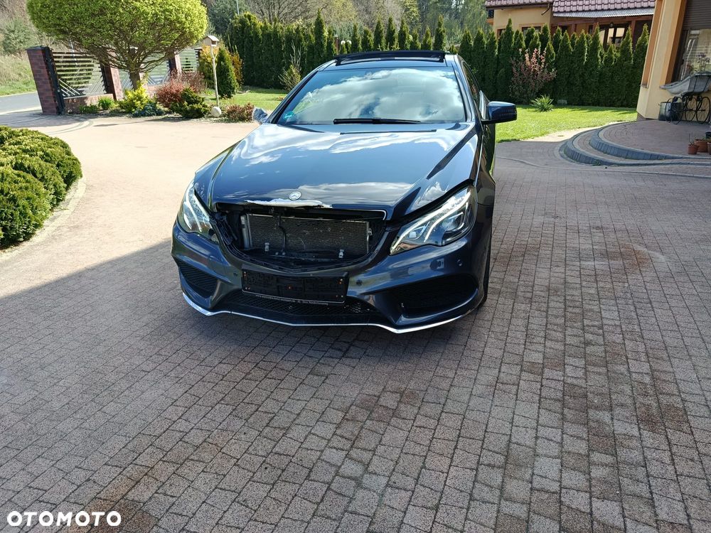 Mercedes-Benz Klasa E 400 7G-TRONIC - 21