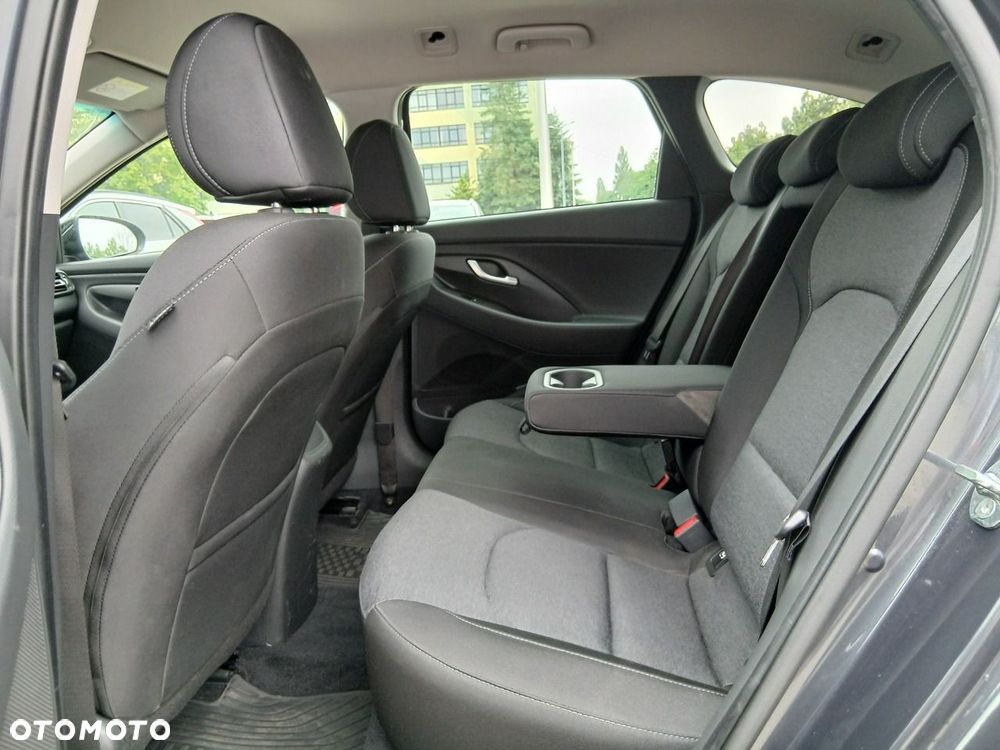 Hyundai i30 1.5 T-GDI 48V Smart - 12