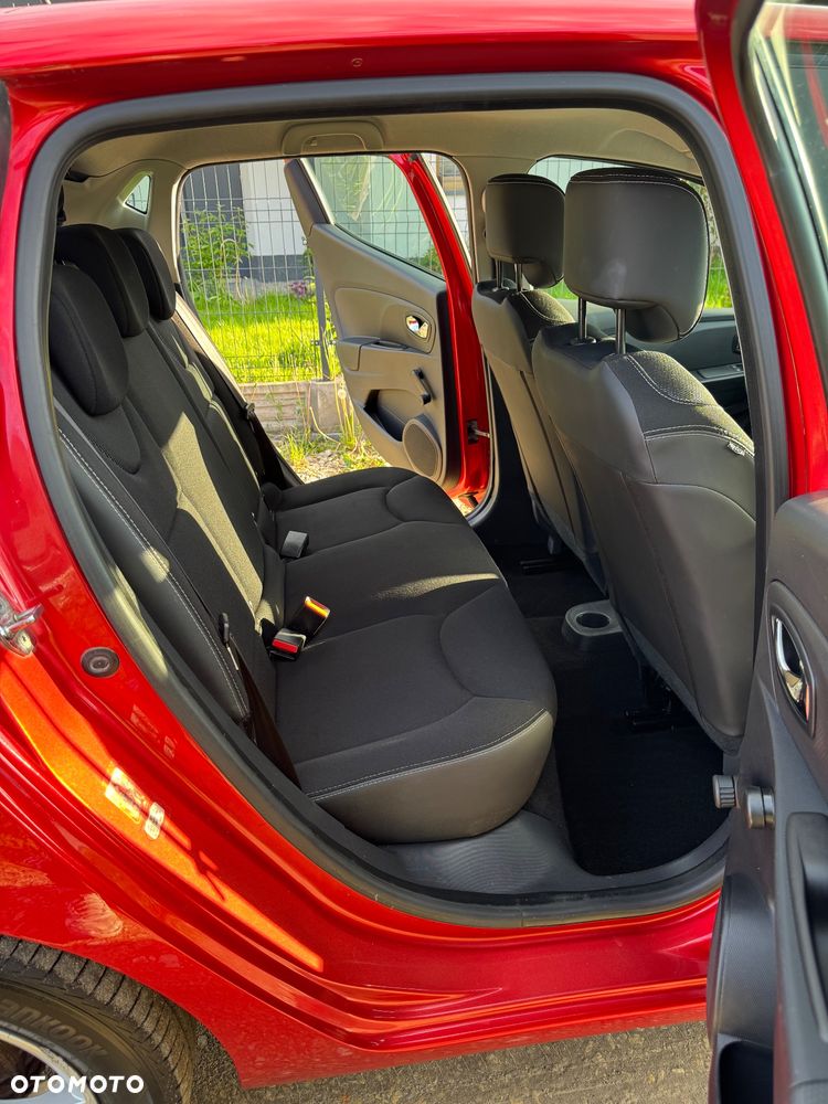 Renault Clio 1.2 Energy TCe Limited EDC EU6 - 17