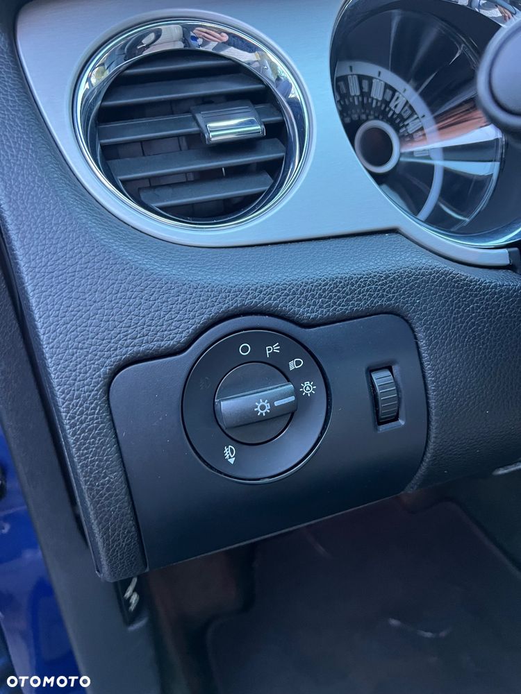 Ford Mustang 3.7 V6 Premium - 10