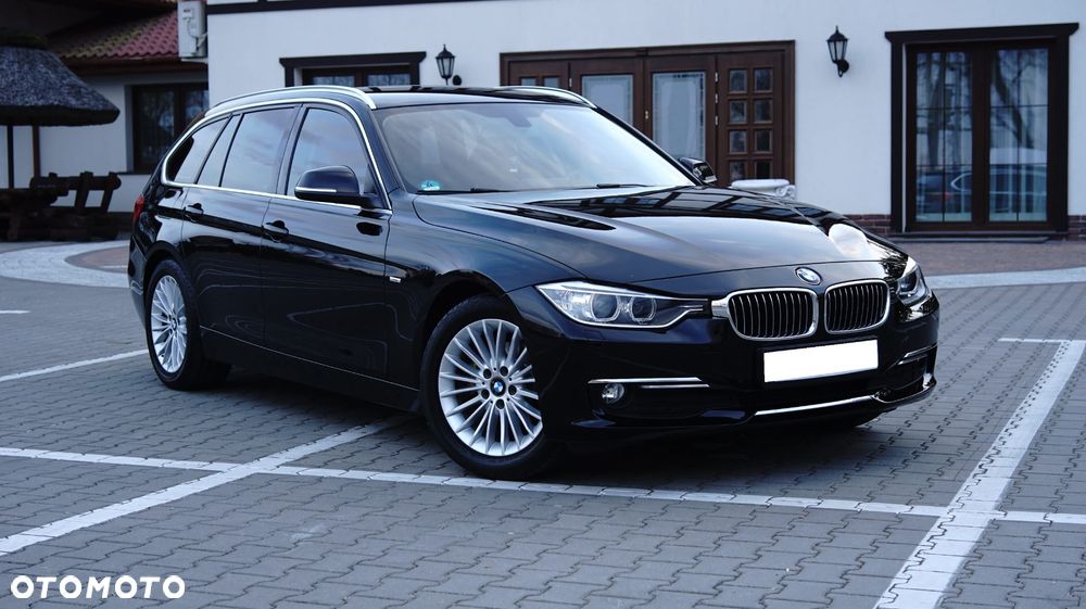 BMW Seria 3 318d Luxury Line - 12
