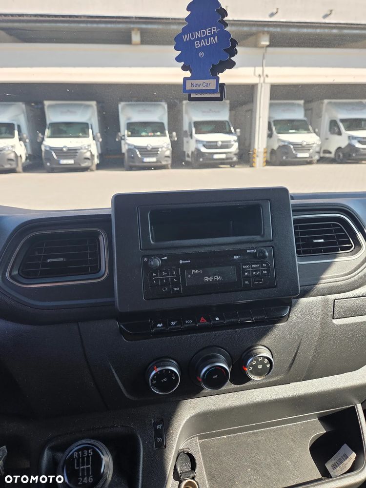 Renault Master - 10
