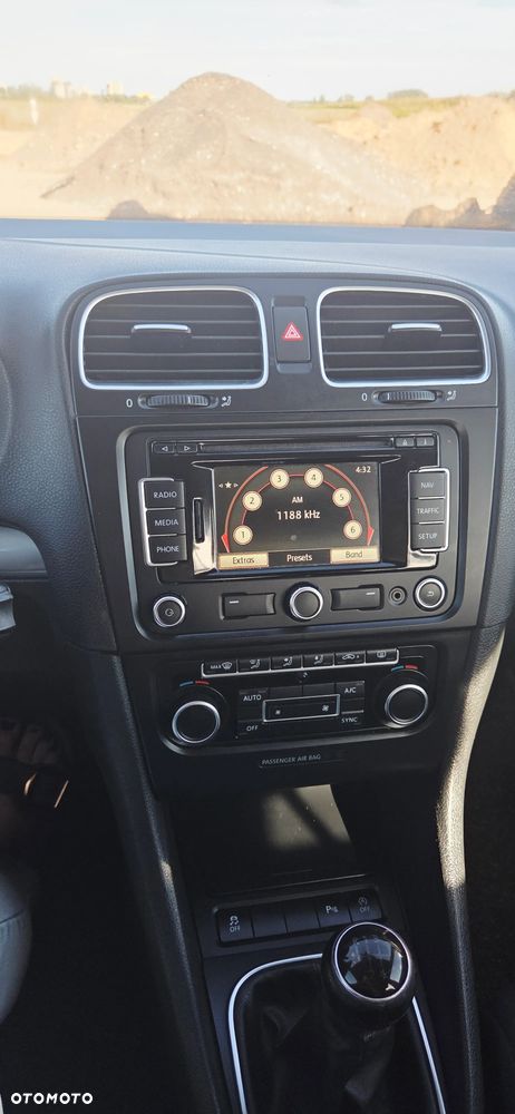 Volkswagen Golf - 12