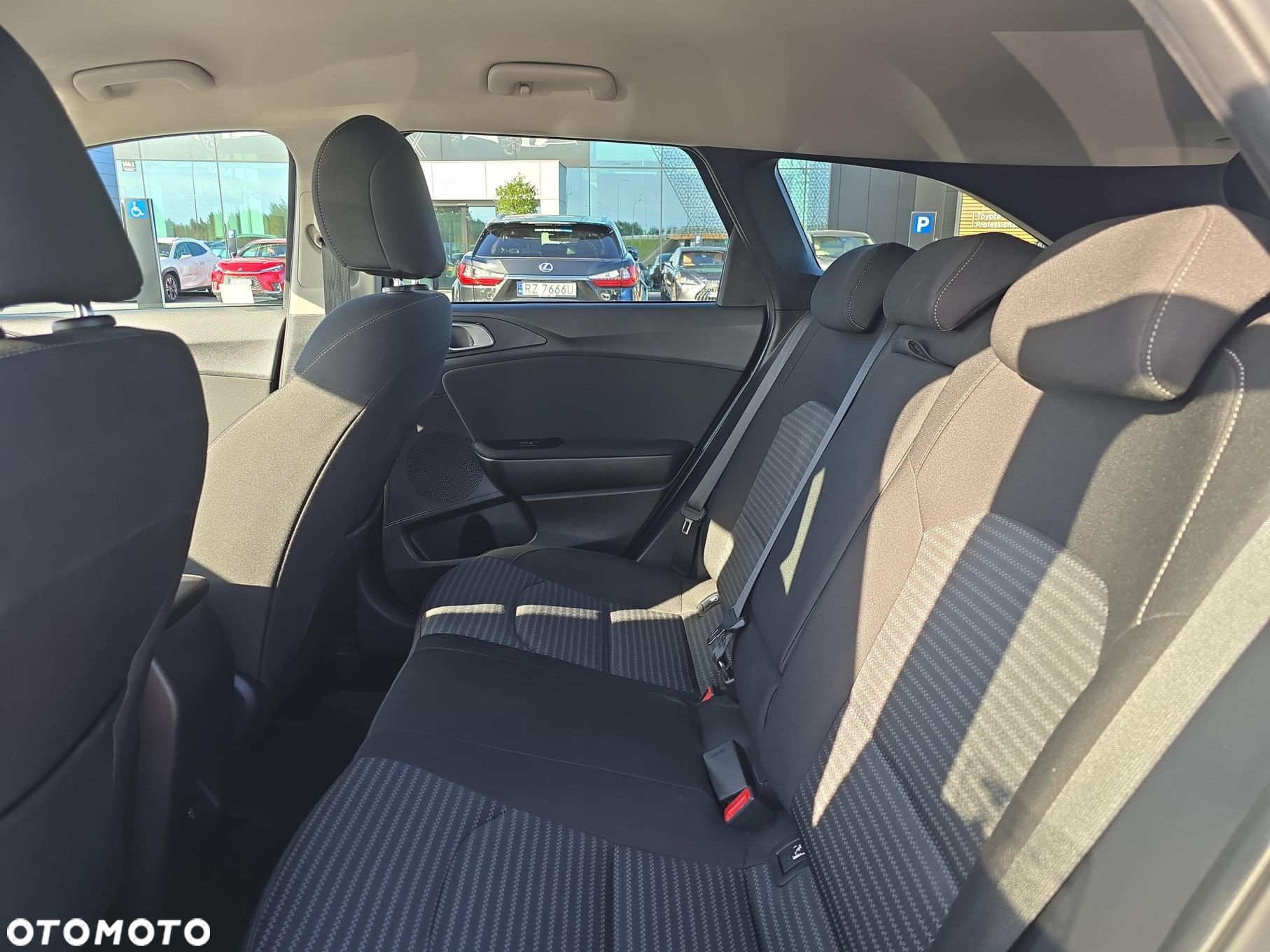 Kia Ceed 1.5 T-GDI M - 14