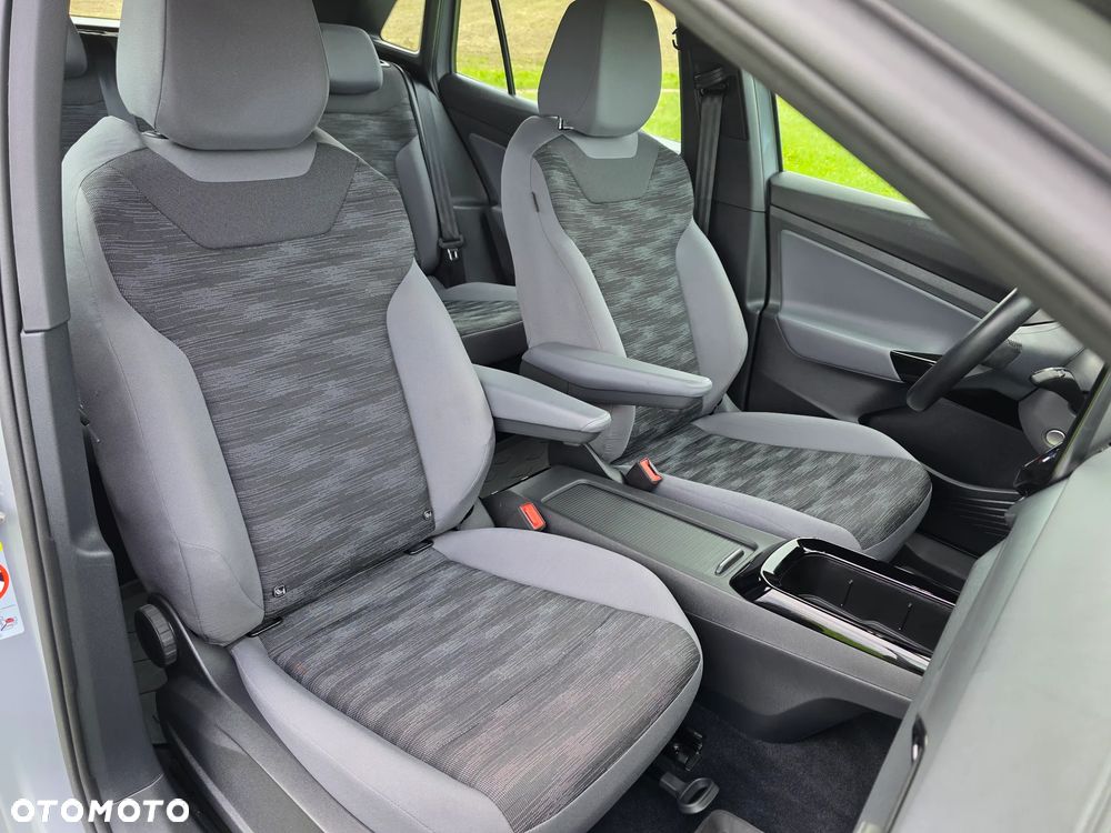 Volkswagen ID.4 - 21