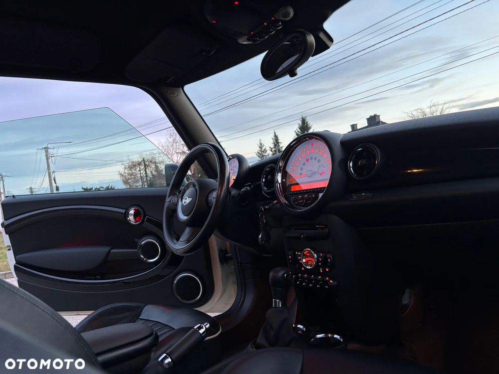 MINI Clubman Cooper - 36