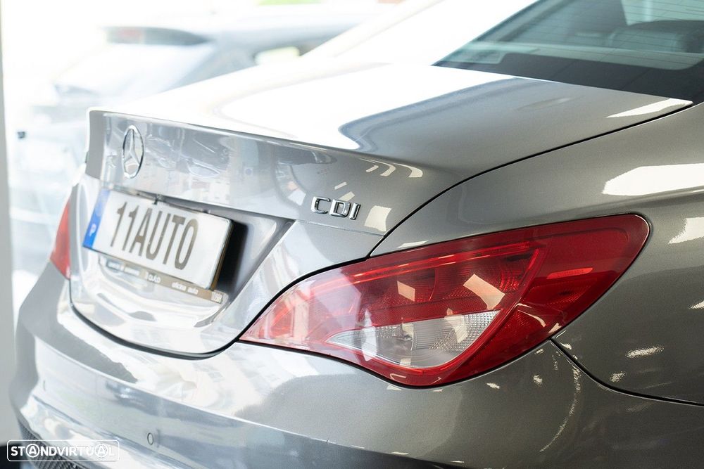 Mercedes-Benz CLA 180 CDI AMG Line - 8