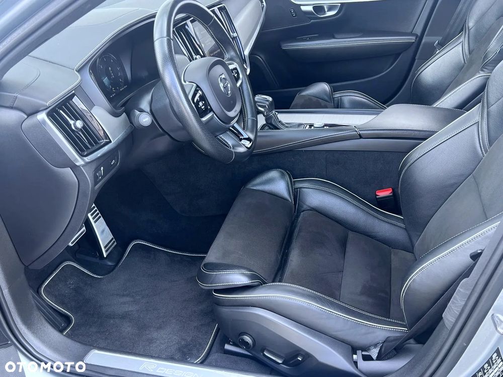 Volvo V90 - 18