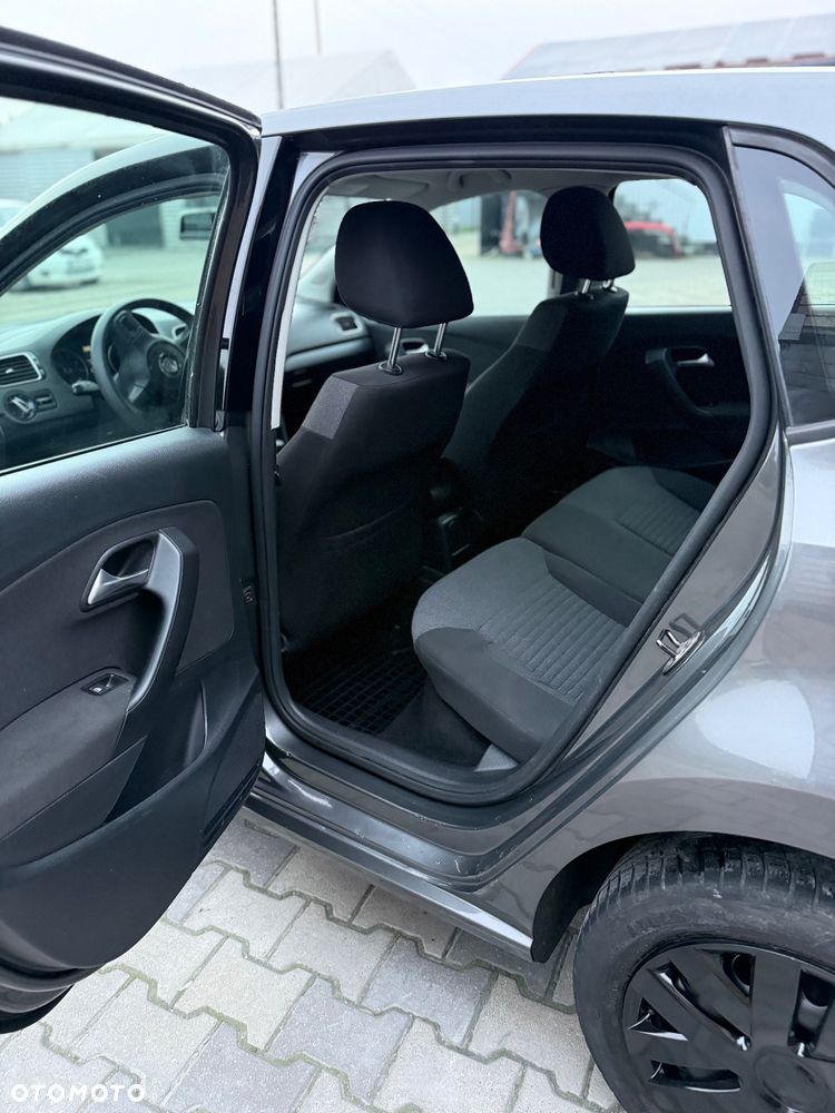 Volkswagen Polo 1.4 16V Highline DSG - 18