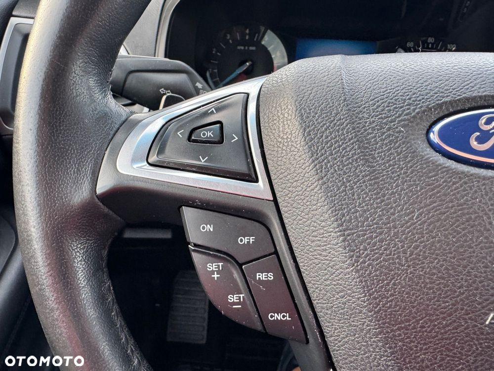 Ford Edge - 16