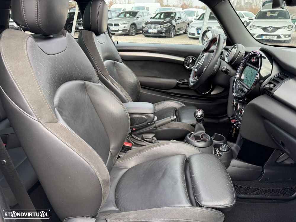 MINI 3 Portas Cooper D - 10