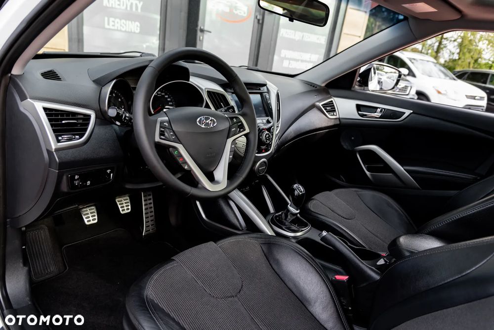 Hyundai Veloster 1.6 blue Premium - 17