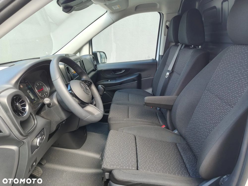 Mercedes-Benz Vito - 10