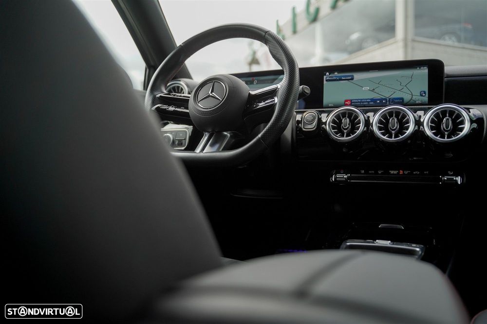 Mercedes-Benz A 200 AMG Line Aut. - 18