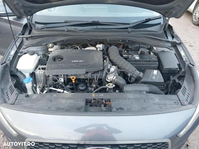 Dezmembrez Hyundai i30 PD [2017 - 2020] Hatchback 1.6 CRDi DCT (110 h - 7